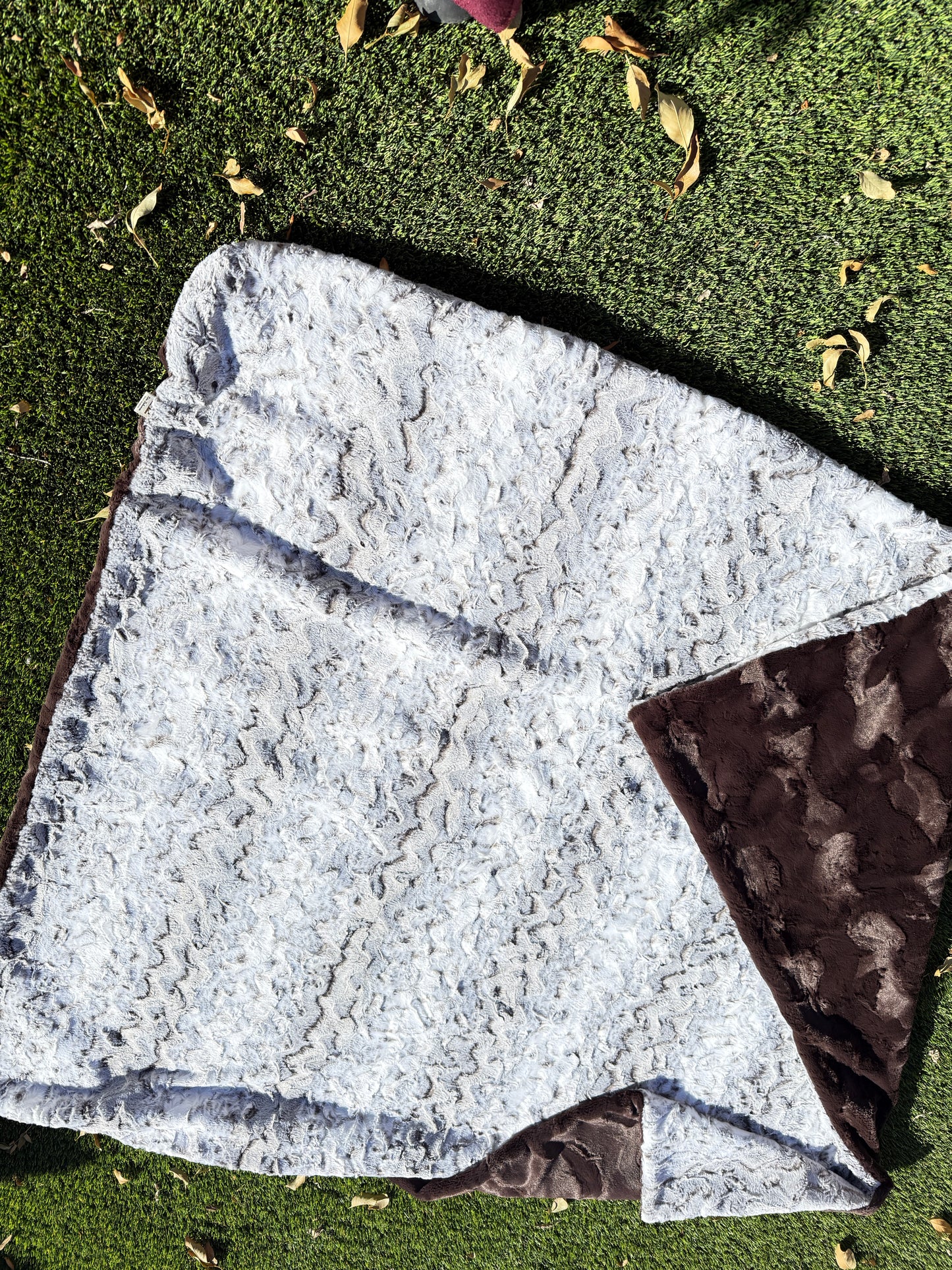 A-Chocolate Snow Owl Cuddle Soft Throw