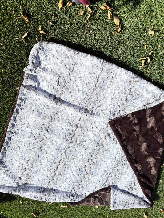 A-Chocolate Snow Owl Cuddle Soft Throw