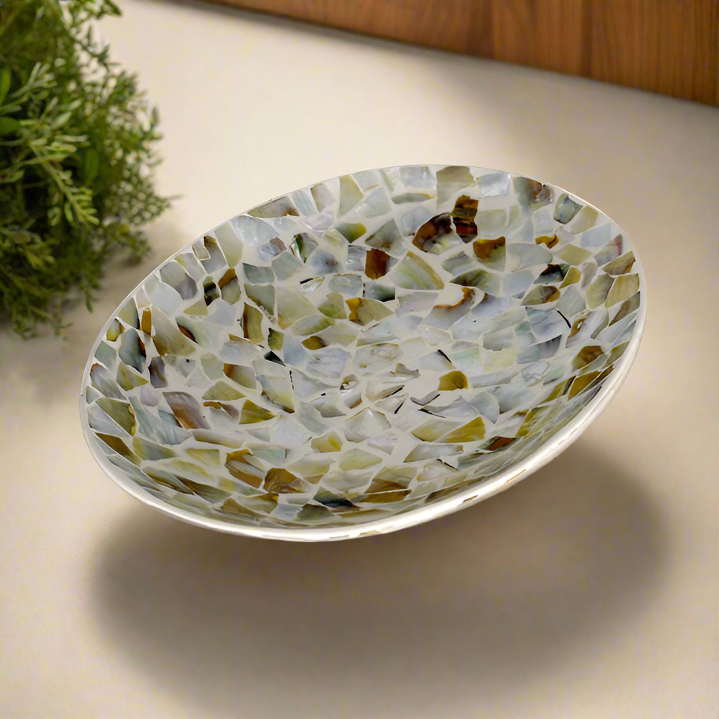 D-Mother of Pearl Mosaic Chip Oval Bowl (White)