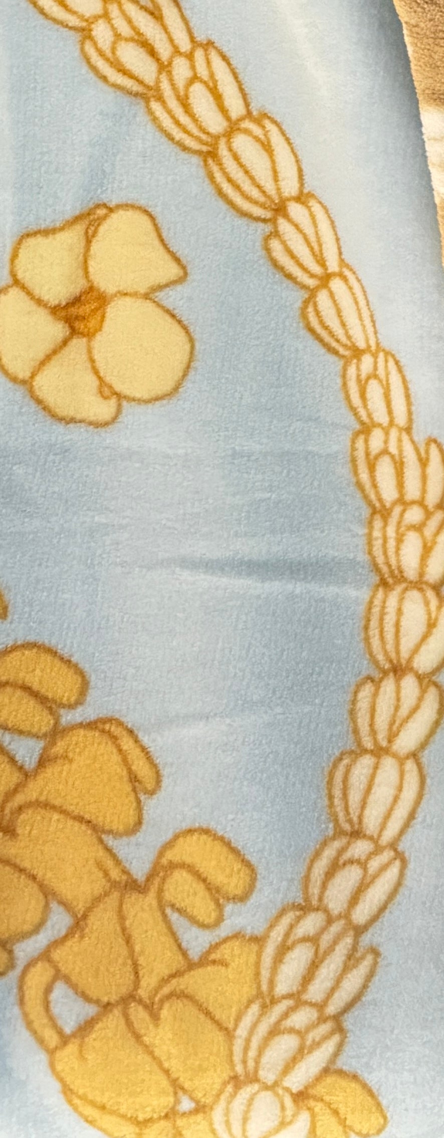 A-Hawaiian Prints Soft Throw Blanket