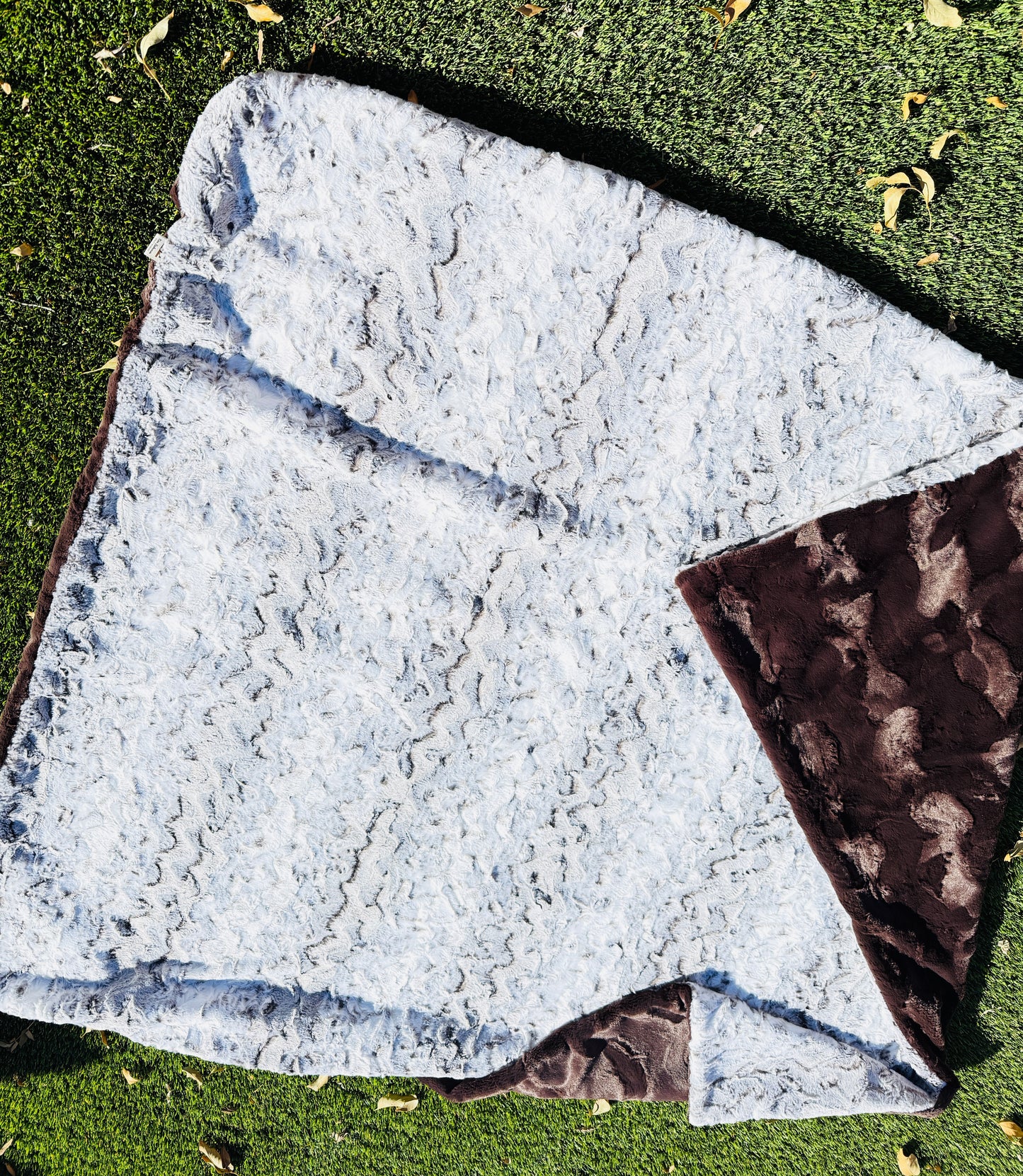 A-Chocolate Snow Owl Cuddle Soft Throw