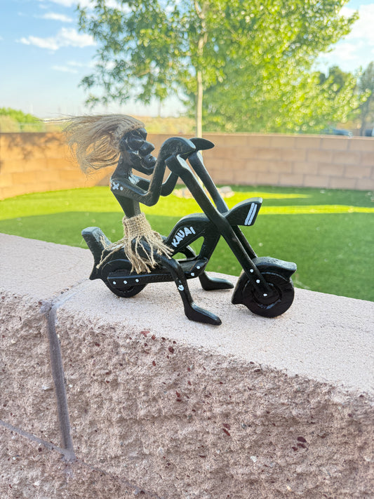 Hand Carved Burlap Hair Single motorcycle rider