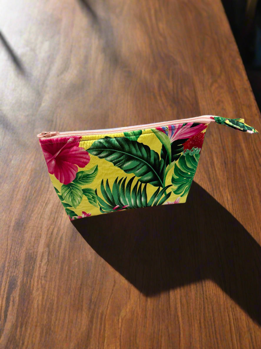 A-Washable/Reusable Zip Snack Pouch w/Cotton Lining